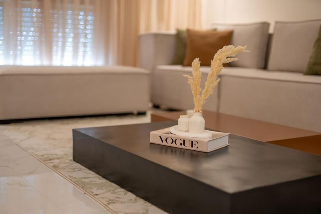 Apartamento Cozy 2Br Getaway In Rabat Center Exterior foto
